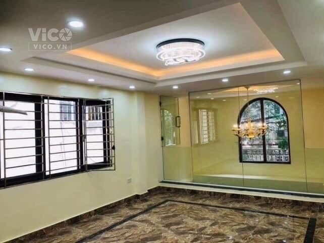 Bán nhà Phạm Ngọc Thạch, 55m7 tầng, có thang máy, Oto vào nhà 15 tỷ