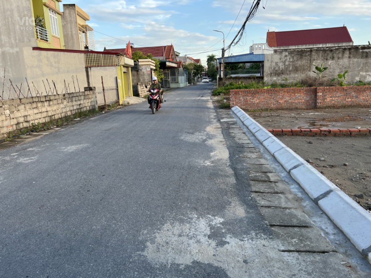 Chính chủ cần bán 3 ô đất nằm trên mặt đường phố Kim Châm, ngay sát chợ Thái, Mỹ Đức