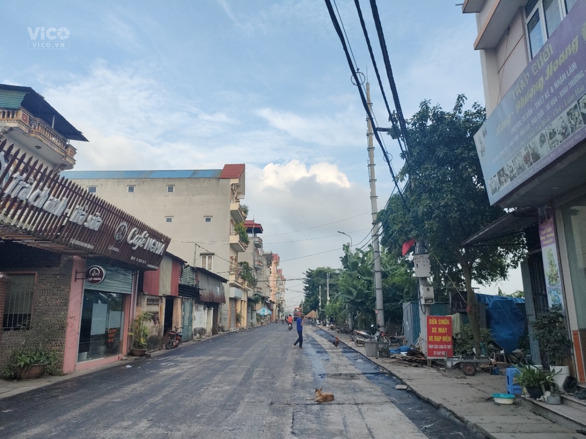 ỐI GIỜI ƠI . Bác em chơi chứng khoán bị cháy tài khoản, nên cần b á n gấp lô đất Từ Sơn Gần