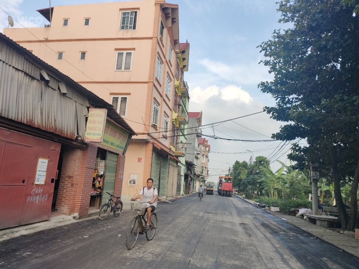 ỐI GIỜI ƠI . Bác em chơi chứng khoán bị cháy tài khoản, nên cần b á n gấp lô đất Từ Sơn Gần