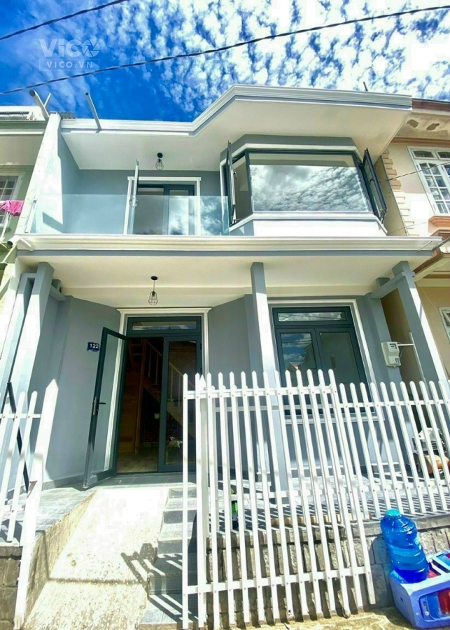 Cần bán căn nhà sổ riêng trên đường Thiện Ý, Phường 4, TP. Đà lạt, giá 4,5 tỷ