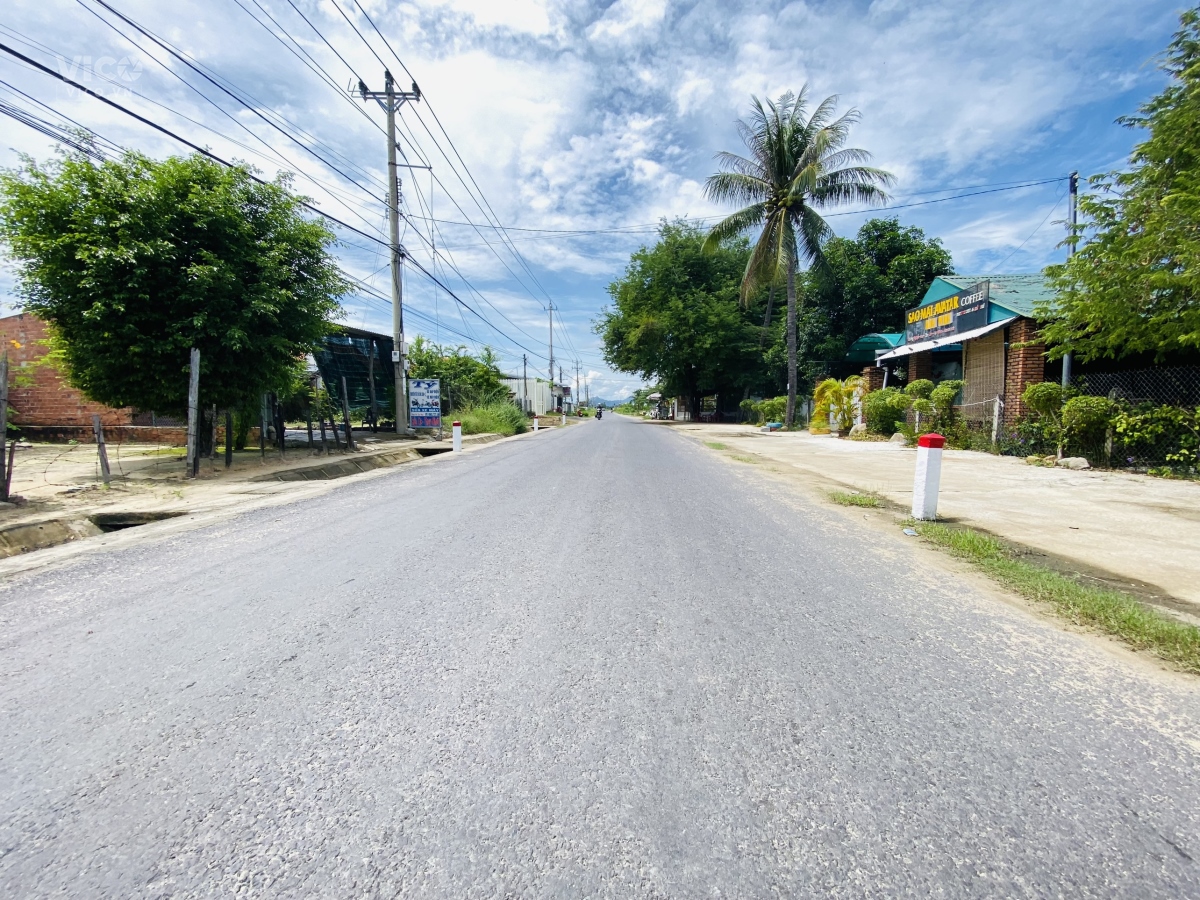 Bán Lô Mặt Tiền Đường Nguyễn Huệ Với Giá Đầu Tư Cực Rẻ
