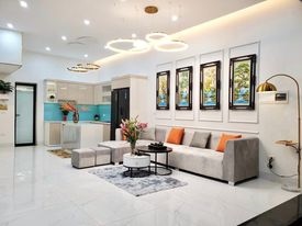 Bán nhà mặt phố Ngô Thì Nhậm siêu rẻ siêu hiếm,tặng nội thất,ô tô tránh,kdoanh nhỉnh 8 tỷ