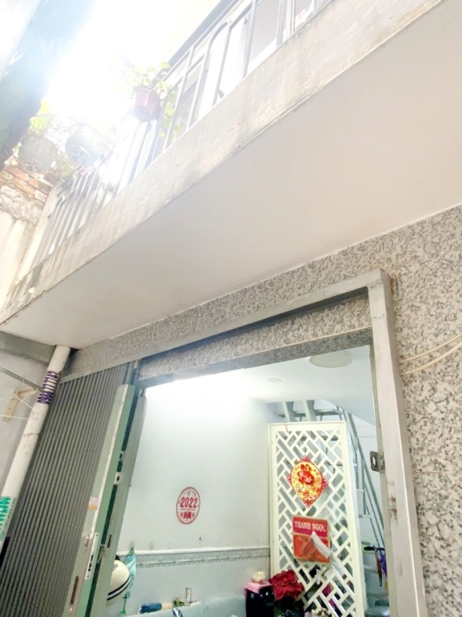Nhà nở hậu hẻm Tạ Quang Bửu P3Q8. Trệt lầu. Giá 1 tỷ 880 TL