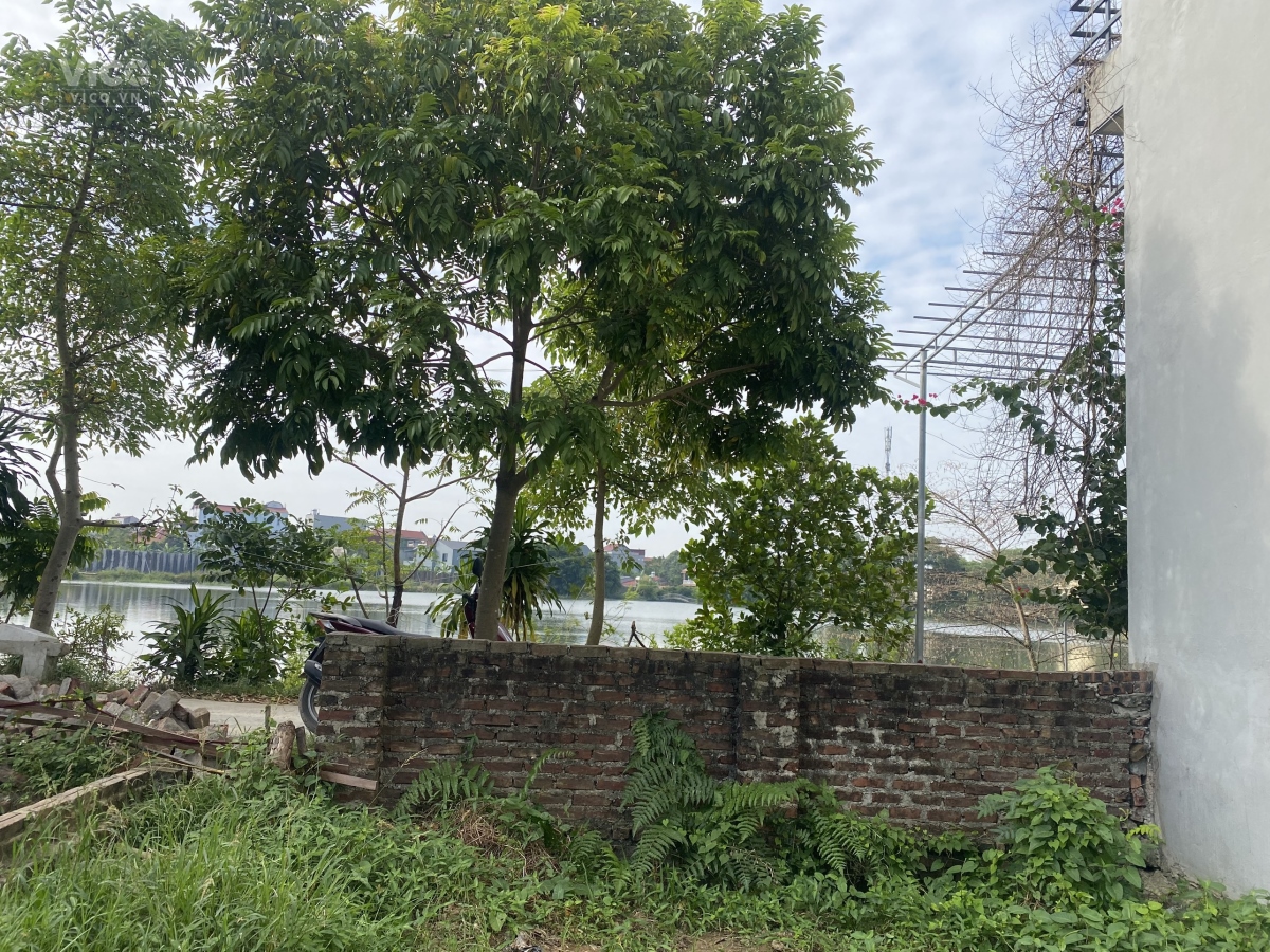 93m2 nhìn thẳng ra hồ dược thượng tiên dược ss. trong lành thoáng mát. giá nhỉnh 2ty. gọi em