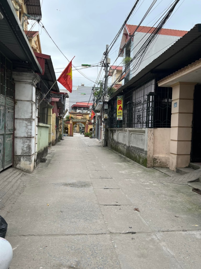 Bán đất Tứ Hiệp ngõ thông rộng 43m2 gần trường, gần chợ, giá đầu tư