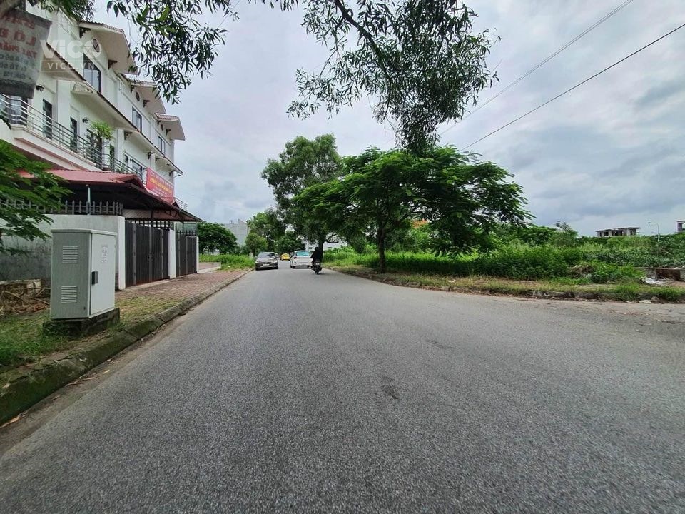 Lô góc 90m2 mặt đường 12m Anh Dũng 8 , Dương Kinh Hải Phòng giá 1,x tỷ