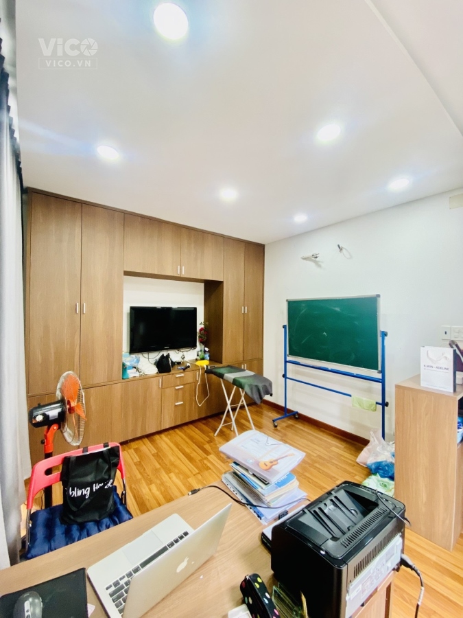 Bán nhà HXH Thành Mỹ, sát chợ vải Tân Bình. DT 7.6 x 8, 5 tầng, 4 PN giá 8.9 tỷ.
