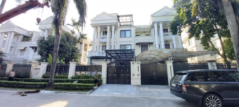 Bán gấp biệt thự Ciputra Tây Hồ 168m2, MT 9m, 5 tầng. Vỉa hè, ô tô, KD, nhà mới , giá 29 tỷ