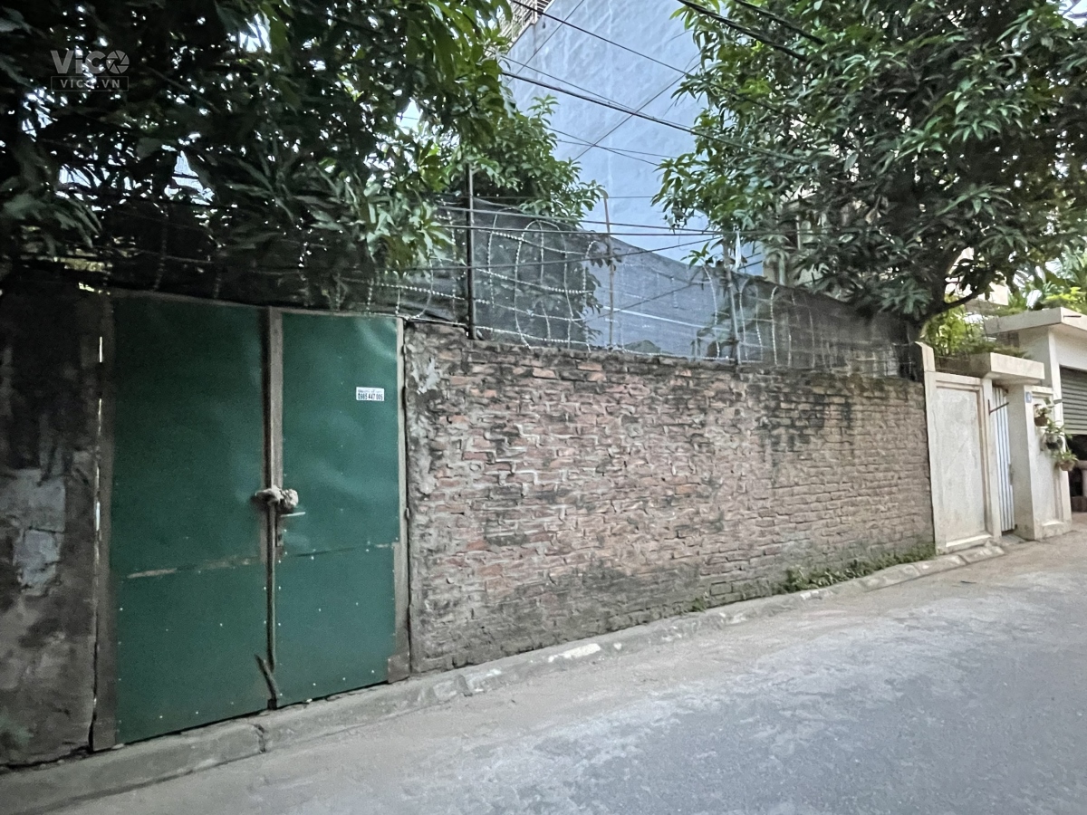 Bán đất Phố Trạm, mặt ngõ nông rộng ô tô tránh, 80m, 6.4 tỷ