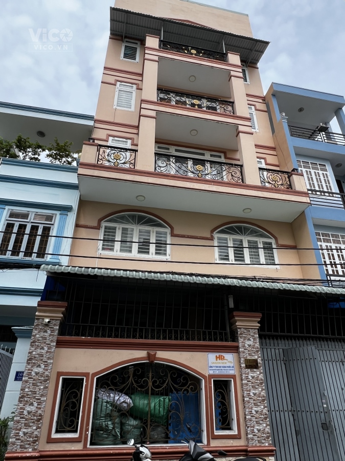 Bán nhà quận Tân Phú 8x20.5, sử dụng đến 912m2. Hẻm rộng. Giá 16.9tỷ thương lượng