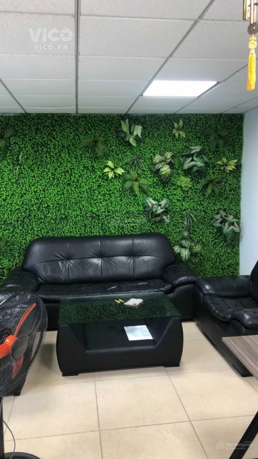 cho thuê VP 61m2 Mt 8m giá 9.5tr/th (HIẾM) tòa nhà 10tầng ở Nguyễn Khánh Toàn gần Quan Hoa Cầu Giấy