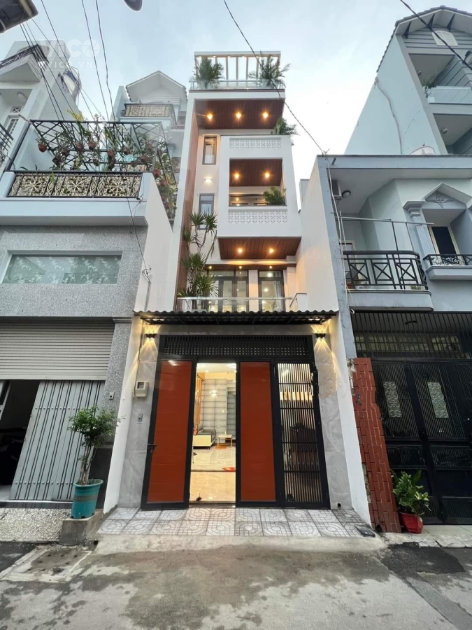 BÁN NHÀ XINH ĐẸP HƠN NGỌC TRINH NGUYỄN VĂN KHỐI GẦN TRƯỜNG CAO ĐẲNG MIỀN NAM Ô TÔ NGỦ TRONG NHÀ CHỈ