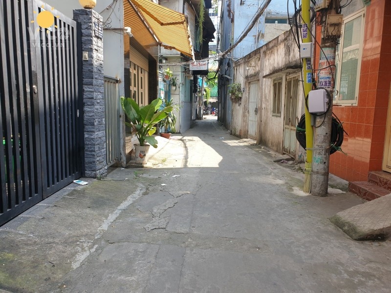 Cần bán gấp nhà Ngô Gia Tự Quận 10, Hẻm thông gần mặt tiền, 62m2 chỉ 7 Tỷ 1 thương lượng
