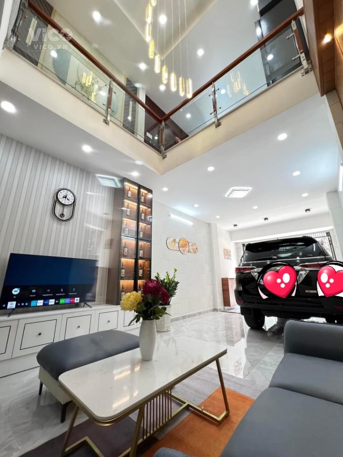 NHÀ TÔ HIẾN THÀNH, Q.10 NGANG 5,6 M nội khu Q10 GIÁP Q1, Q3 KINH DOANH ĐƯỢC Chỉ 4,3 tỷ