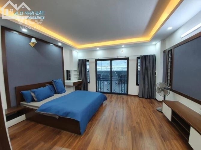 Giảm chào gần 1 tỷ. TÂN BÌNH GIÁP QUẬN 10 VÀ 11, HẺM NHỰA ÔTÔ VÀO NHÀ, 71M2, 5 TẦNG 5PN