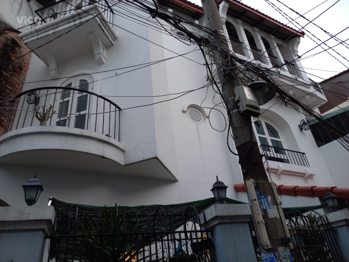 BÁN NHÀ TÂN BINH HXH BIỆT THƯ MINI 75M2 3 TẦNG ĐẸP LUNG LINH NGANG 10M HOÀNG VĂN THỤ 7.4 TỶ.