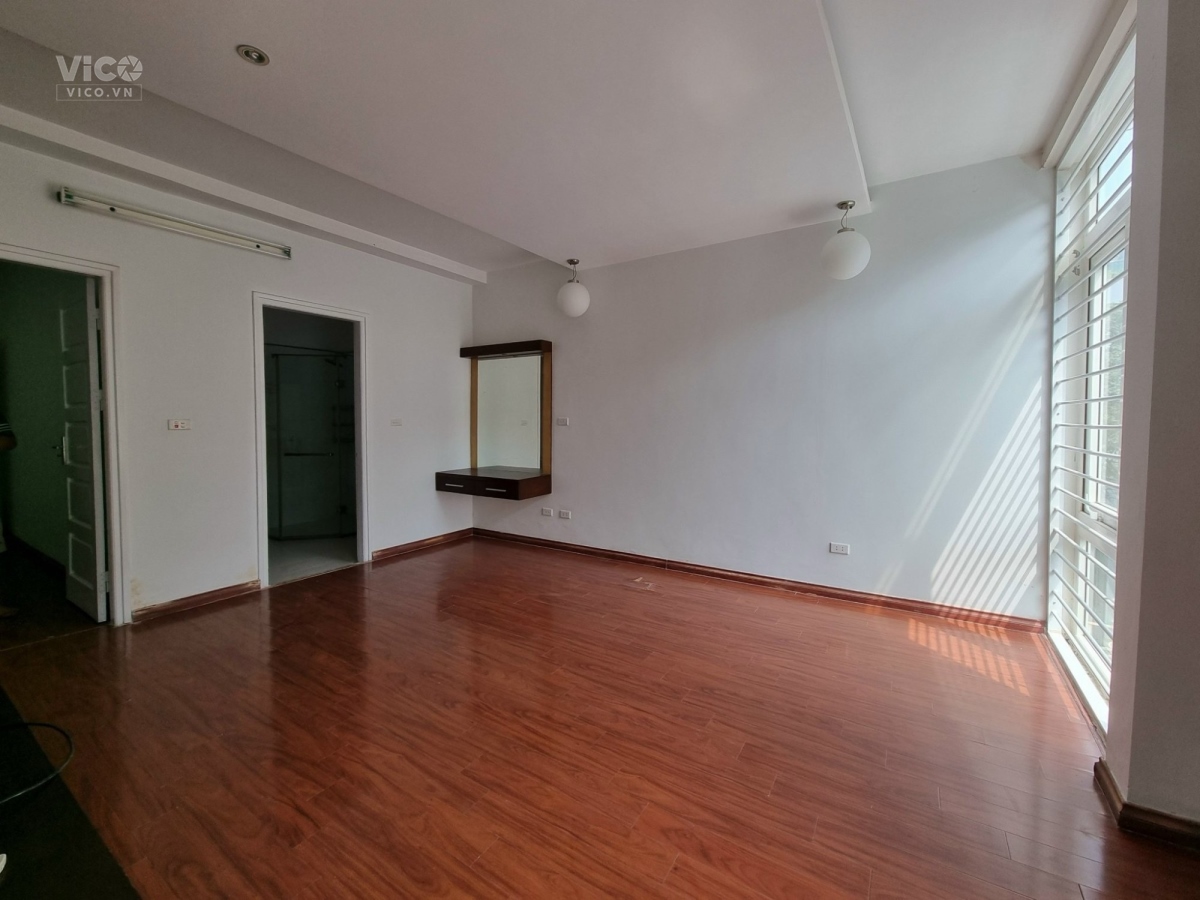 Chung cư Trần Quý Kiên, Cầu Giấy, 70m2, giá chỉ 2,5 tỷ