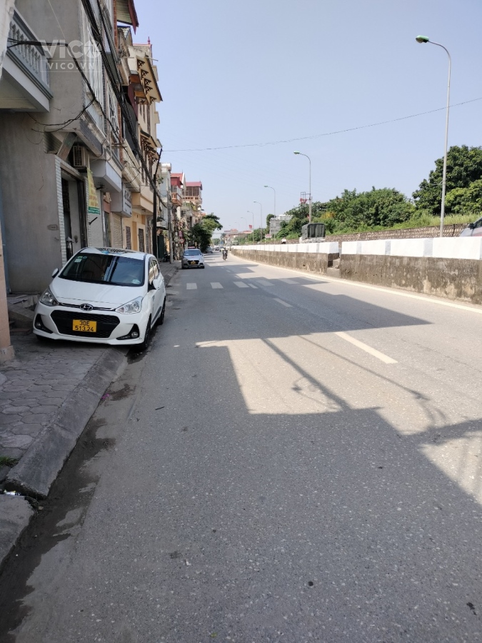 ĐẤT ĐÔNG NGẠC, HIẾM,ĐẦU TƯ CHIA LÔ GIÁ BẤT CHẤP.NGÕ THẲNG TẮP, 2 Ô TÔ TRÁNH, 30m RA SÔNG HỒNG, LÔ