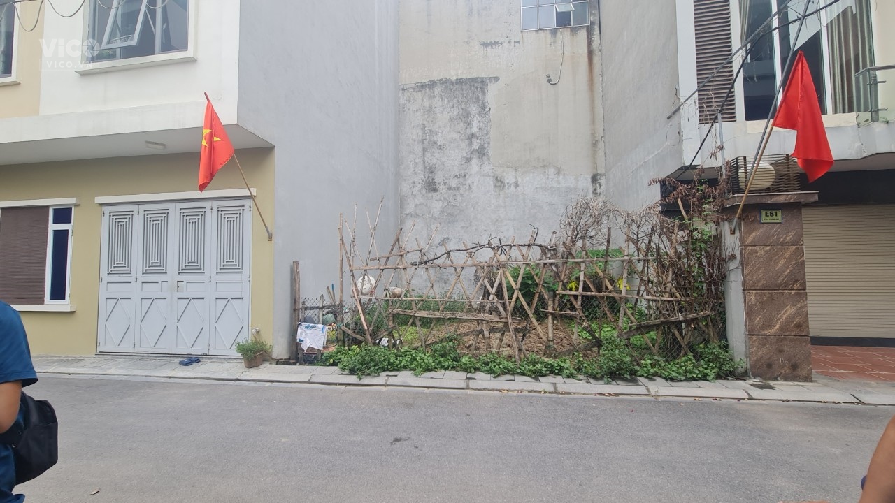 Siêu Mẫu Tổ 22 TT Đông Anh, Chỉ Nhỉnh 2, x Tỷ, Đường 2 Ô Tô Tránh Nhau, Sát Chợ Cửa Hàng Mới, BVĐK