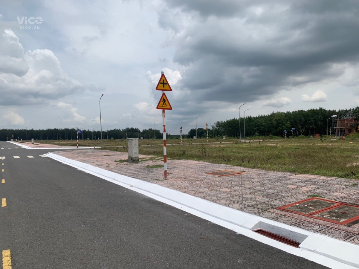 Bán đất xã Lộc An, ngay hồ sinh thái Lộc An, huyển Long Thành, tỉnh Đồng Nai. Giá đầu tư rất tốt