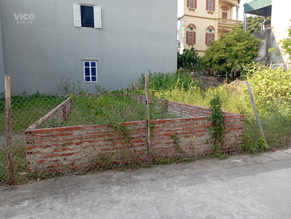 48,8m2 đất trục chính kinh doanh xóm Đông, Xuân Nộn. giá chỉ 31.5tr/m2.