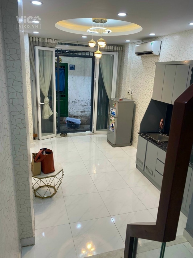 Bán nhà 376/ An Dương Vương, Phường 4, Quận 5 3tầng 4 tỷ