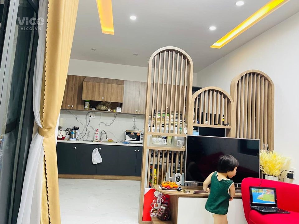 Bán nhà Trần Cao Vân, Ô Tô, mặt tiền 7M, tặng nội thất, 2.5 tỷ.