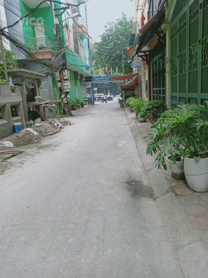 MẢNH ĐẤT VÀNG ĐẸP TIỀM NĂNG SIÊU LỚN NGAY GIỮA LÒNG CẦU GIẤY NẰM NGAY TRÊN CON PHỐ HOÀNG QUÔC VIỆT