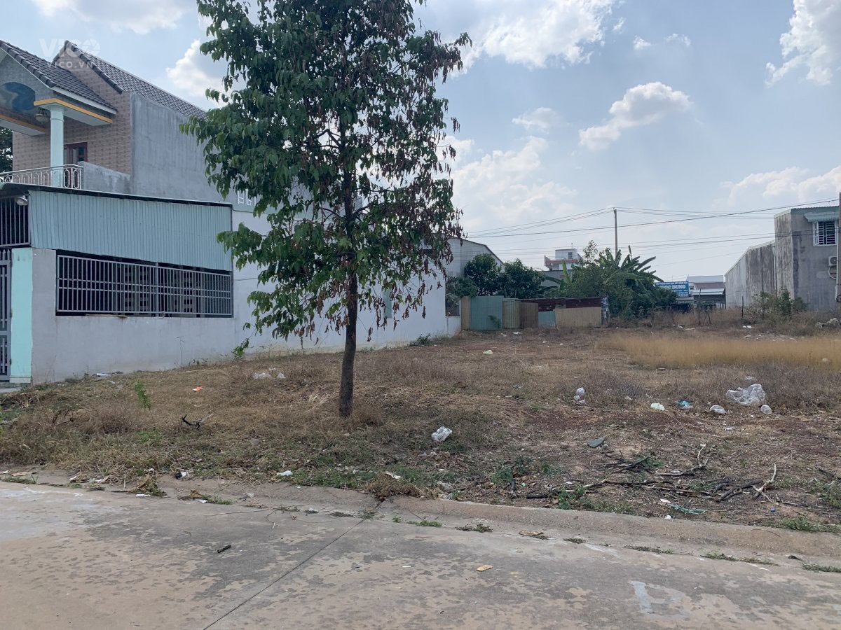 Bán đất Tư Đình, DT 65M, MT 4M,nở hậu,2 thoáng, ô tô vào đất, nhỉnh 5 tỷ