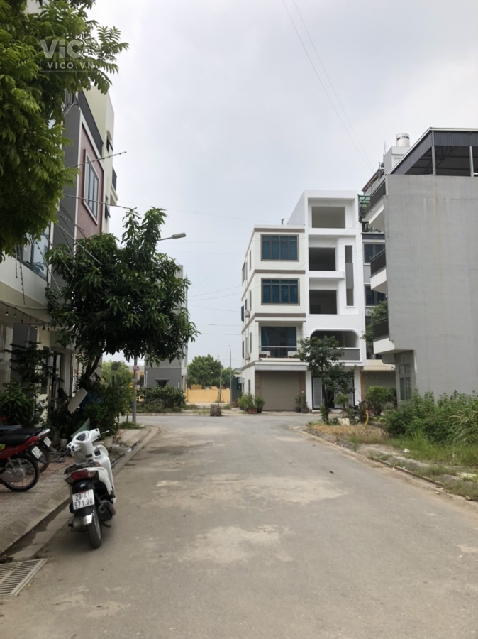 Đât TĐC Ngọc Thuỵ, ô tô tránh, thoáng trước sau, tương lai sáng ngời.