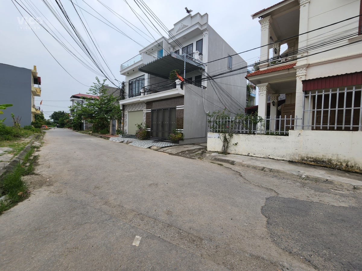 Bán lô đất tại tổ 6 thị trấn An Dương, diện tích 100,7m2