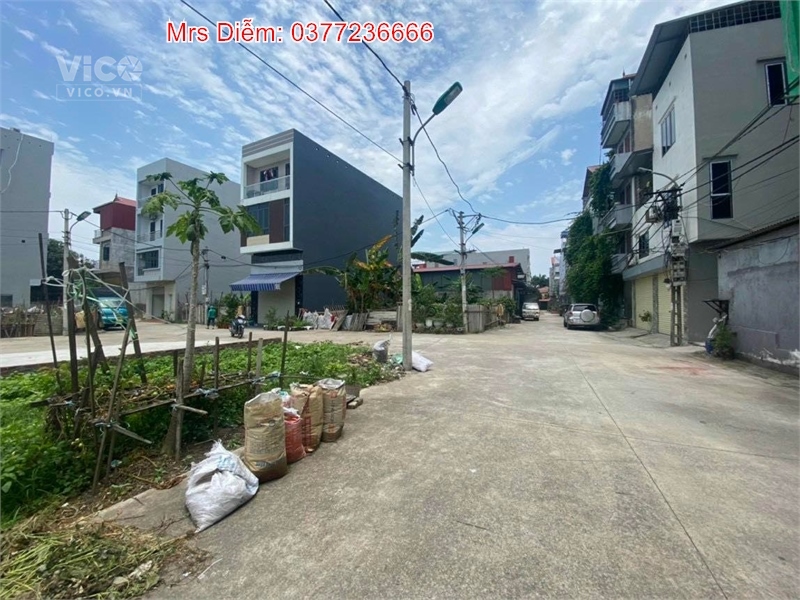 Nhỉnh 2.5 tỷ, chủ cần tiền. Mrs Diễm bán 71m đất đấu giá X4 Hà Phong, Liên Hà, Đông Anh