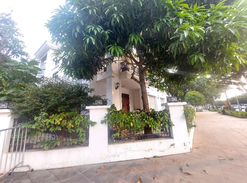 BIỆT THỰ VINHOMES GARDENIA MỸ ĐÌNH 3 Ô TÔ TRÁNH VỈA HÈ. DT 155M2. 5 TẦNG. GIÁ 48,5 TỶ