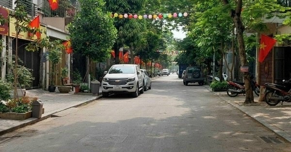 Bán đất dịch vụ phường Kiến Hưng, Hà Đông, 50m2, mt4m, nhỉnh 5 tỷ