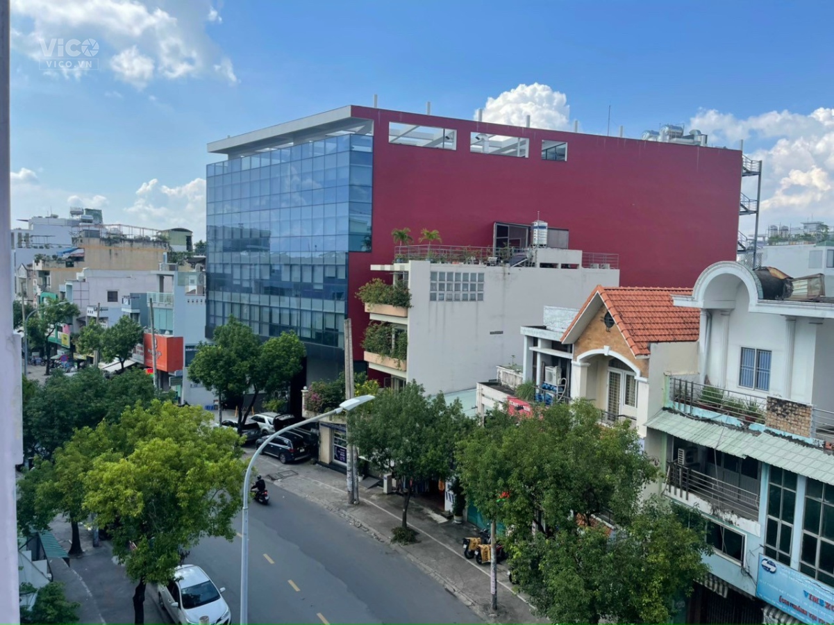 CHO THÊ MT HOÀNG HOA THAM, KD TỰ DO, XE HƠI ĐẬU TRONG NHÀ