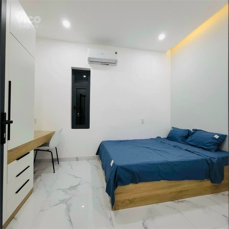 ĐEP NHƯ VILLA. 3 Tầng, 90m2 đường Lý Thái Tổ thông Công viên giá nhỉnh 3 tỷ tlcc 0905522660