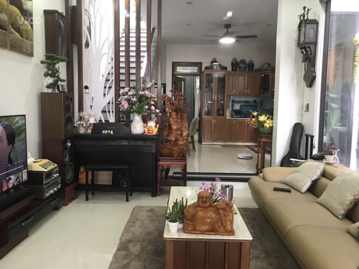 Bán Gấp Nhà Khu Vip 2 Tầng Đẹp Hoà Xuân DT 100M2 Giá Chỉ 5.30 tỷ 0935808739
