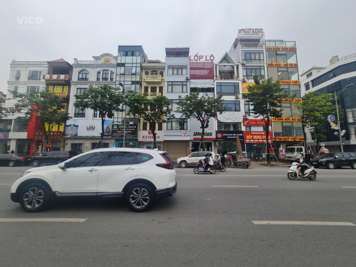 Cần Cho Thuê Mặt Phố Nguyễn Thái Học 200m2 8T MT 6M 1400M2 Sàn 300Tr/Tháng