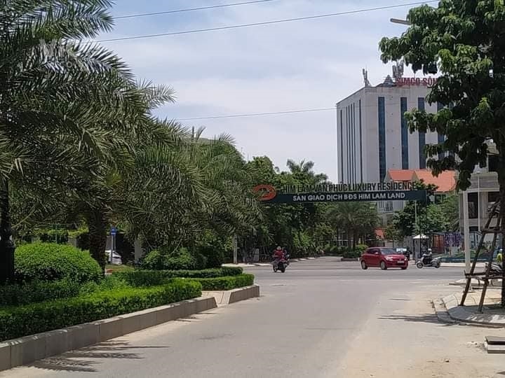 Bán rất gấp đất phân lô Vạn Phúc, 50m2, mt4m, đường 12m, 7 tỷ