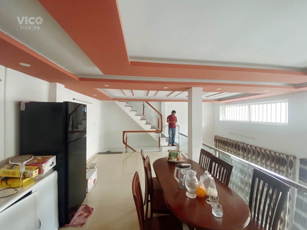 .Nhà Trần Đức Thảo, 48m2, 2 tầng, ngang 7.8, KD