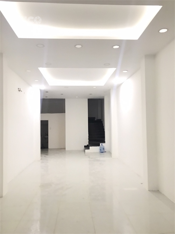 Nhà Cho Thuê NG Thị Minh Khai Q.3.4.1x23m.78tr