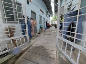 Bán gấp 2 dãy nhà trọ Tân Phú, Tp,Thủ Đức. Diện tích 165m2 ( ngang 11m ,dài 15m). 10 phòng trọ đang