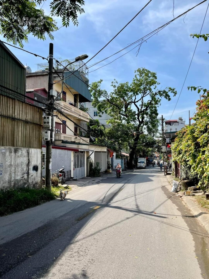 THỤY PHƯƠNG, ĐẤT ĐẸP CÁCH OTO TRÁNH 25M TƯƠNG LAI NHÀ MÌNH MẶT ĐƯỜNG LỚN 52M NHỈNH 3 TỶ