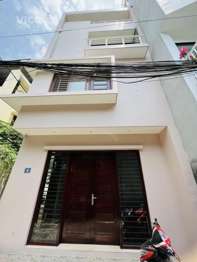 BÁN RẤT GẤP NGÕ 335 XUÂN ĐỈNH LÔ GÓC MẶT NGÕ Ô TÔ 4 CHỖ ĐỖ CỔNG 65M2 4T FULL NỘI THẤT