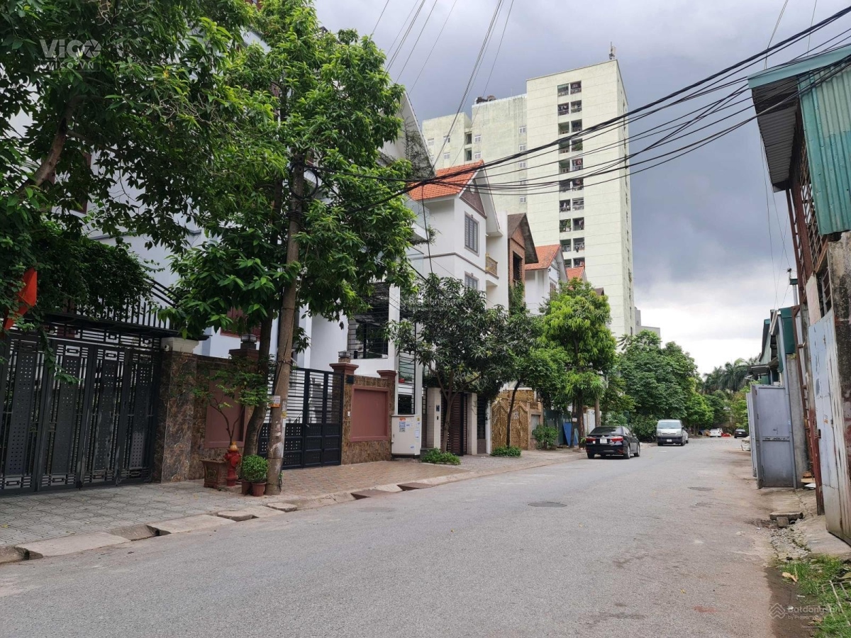 (Ảnh chụp thật) Chính chủ cần bán biệt thự song lập khu đô thị Cầu Bươu, giáp The Manor Central