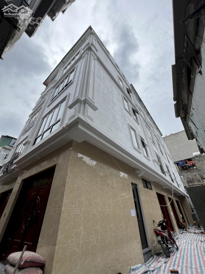 Bán nhà 2 thoáng mặt ngõ ô tô tránh Văn Cao, Ba Đình, 40m2x5 tầng, nhỉnh 9 tỷ.