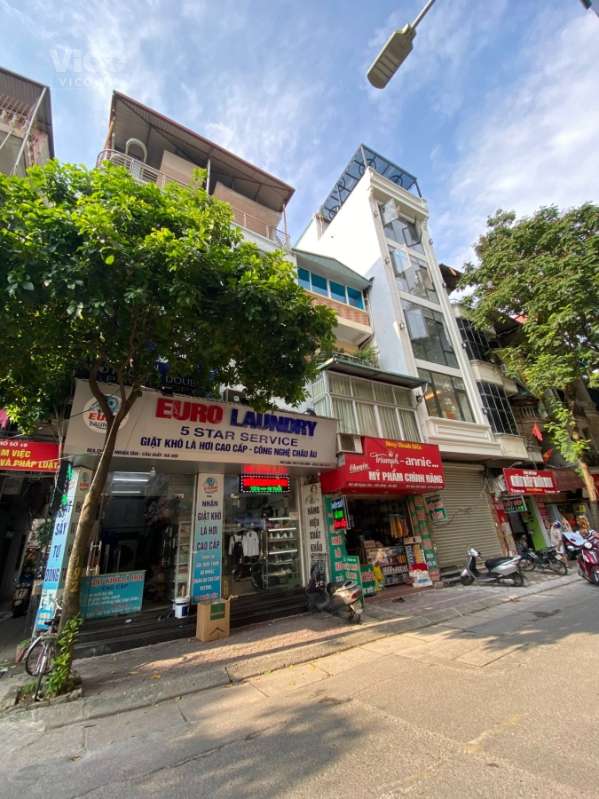 giảm 900tr bán gấp mặt phô Nghĩa Tân 27.3m2 4 tầng MT 3.9m giá 8,6 tỷ