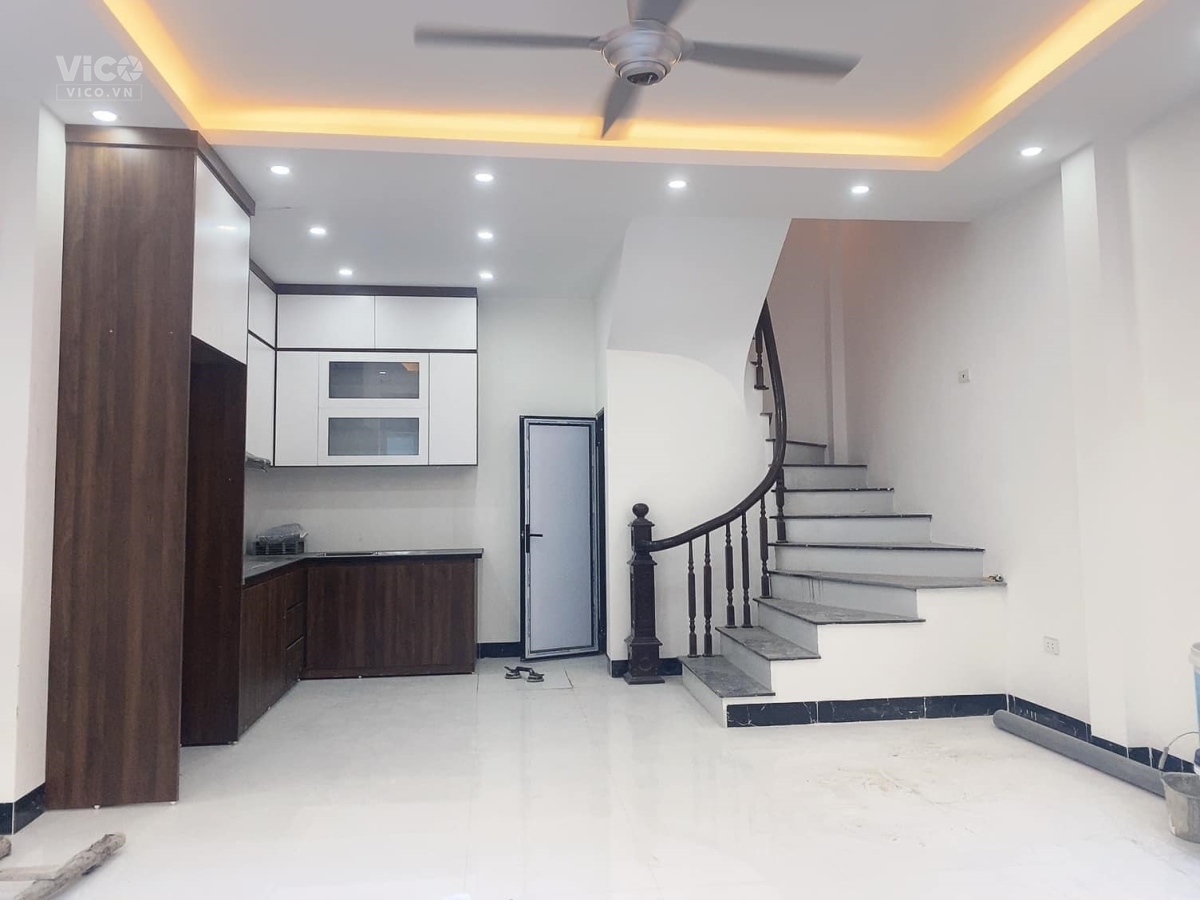 Bán Nhà đường Chiến Thắng Lô góc Ngõ Thông Kinh doanh Ô TÔ vào nhà