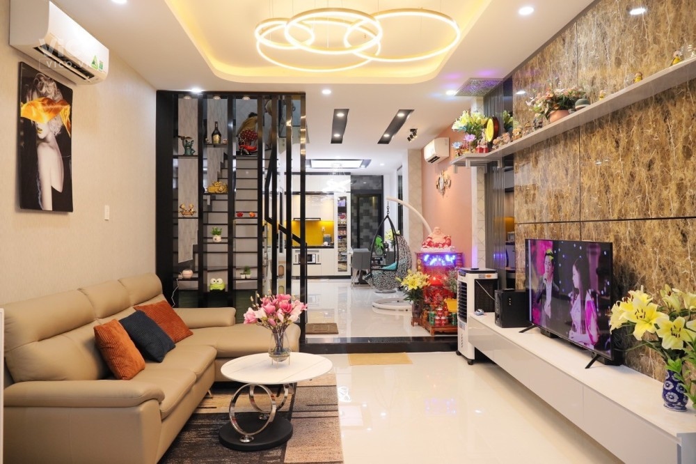 Hẻm Xe Hơi. Trần Quang Cơ. Tân Phú. Chủ Cần Bán Gấp.